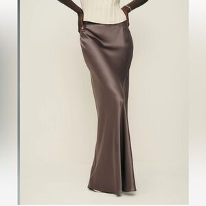 NWOT - Reformation x Laura Harrier Lakisha Skirt